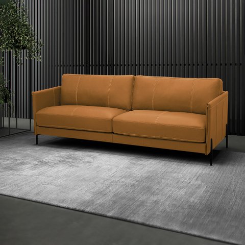 Sofá Decorativo Karine 4 Lugares Sala de Estar 270cm Pés em Aço Couro Caramelo G88 - Gran Belo