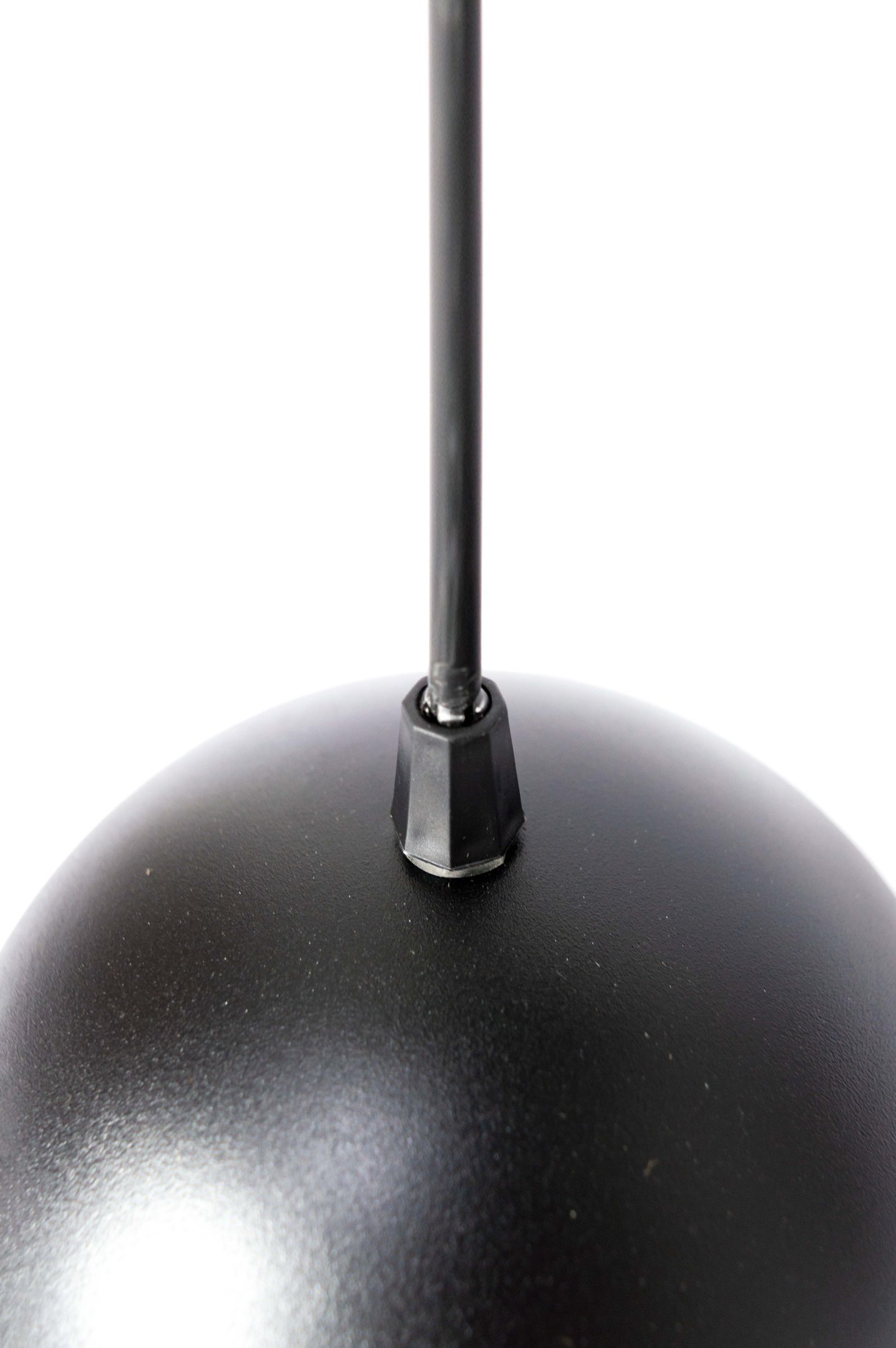 Pendente Alumínio Ball Preto c/ Branco Triplo na Canopla Cobre - 2