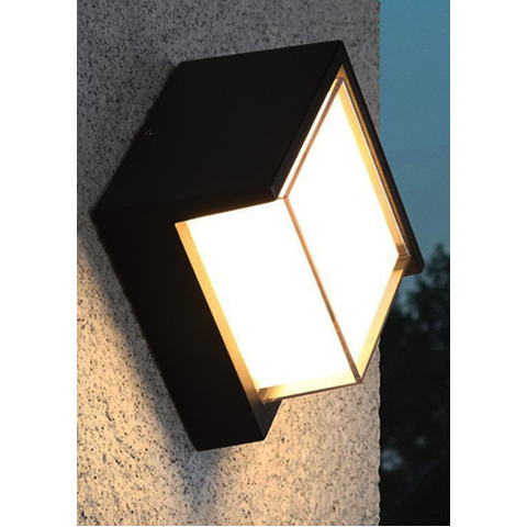 Arandela Moderna Quadrada Iglu Externa Preta 12w 3000k Luz Amarela
