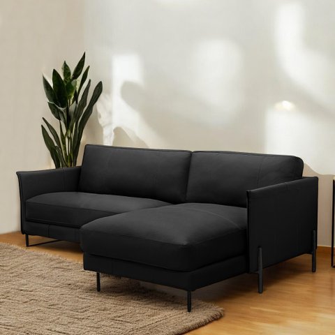 Sofá Decorativo Karine 3 Lugares Sala de Estar 230cm com Chaise Pés em Aço Couro Preto G88 - Gran Be