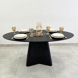 Mesa de Jantar Cone Lazo Oval 160x90cm Preto Ébano