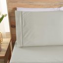 Ver imagem 2 de Kit Cobre Leito + Jogo de Cama Premier Queen 7 Peças Hipercal 200 Fios 80% Algodão, 20% Poliéster