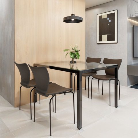 Conjunto Sala de Jantar 4 Lugares Retangular Tampo de Vidro 120x85cm Mesa Smart com Cadeiras Mono Preto