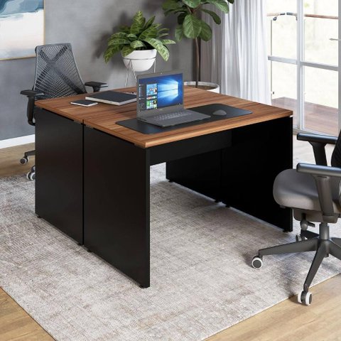 Mesa Escritório 2 Lugares 1,10m X 1,40m Pés Painel F5 Office Cor:nogal com Preto