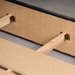 Cama Queen Estofada sem Cabeceira Uvaia CabeCasa MadeiraOriginals - 12