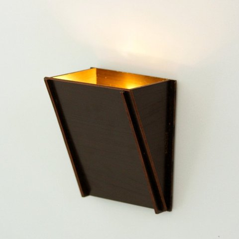 Arandela Luminária Decorativa Vazado Aletado Madeira Quadrada 10x13cm Soq G9 Cor:café