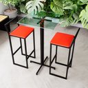 Ver imagem 1 de Conjunto Mesa Alta Bar Bistrô Quadrada Vidro 2 Banquetas Confort Estofado Don Castro