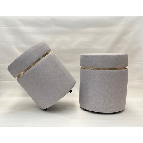 Kit 2 Puff com Cinta Dourada:cinza Claro