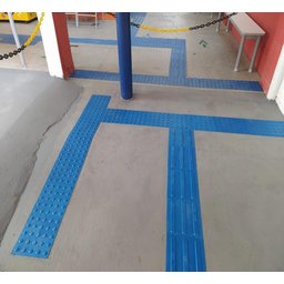 Piso Tátil Direcional e Alerta Lagge 16 Peças 250x250x5mm - 3