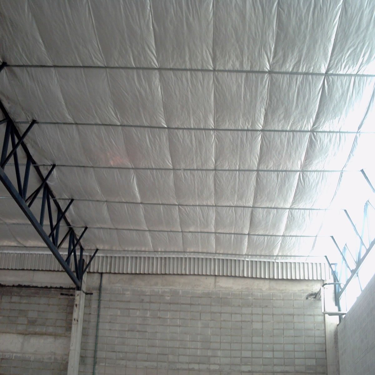 Manta Termica para Telhado Kit 95 m² + Fita - Multifoil Forro Dplastic - 7