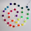 Ver imagem 1 de Guirlanda de Pompons Colorida 20 Pompons 2.8m Arco Iris