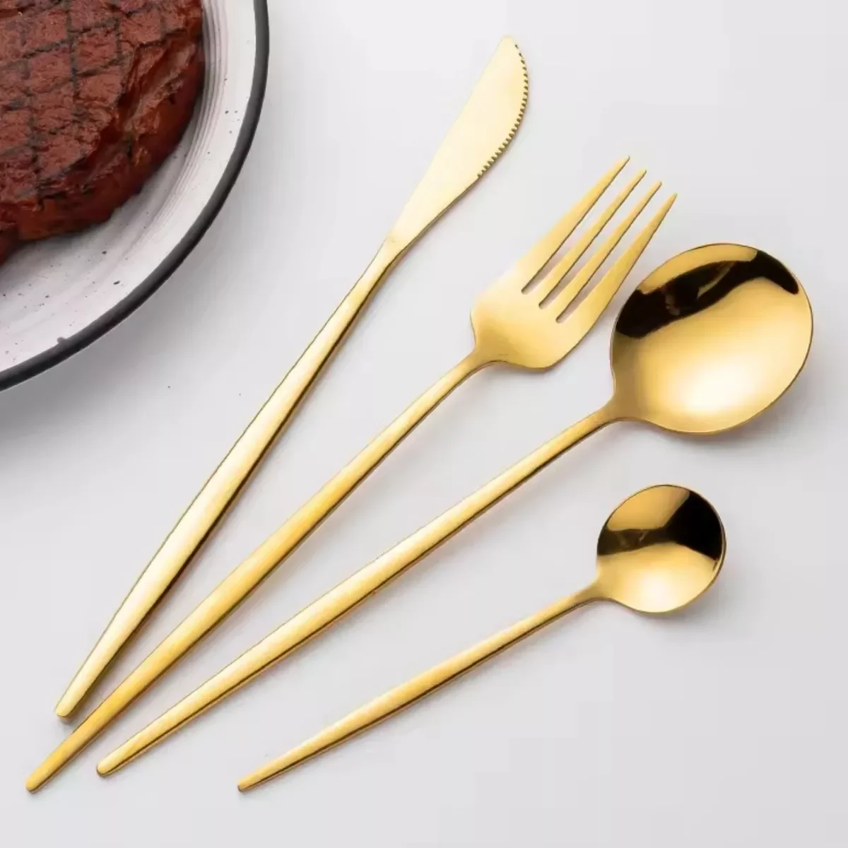 Ver mais imagens de Faqueiro Aço Inox 24 Peças Dourado Talheres Design Europeu