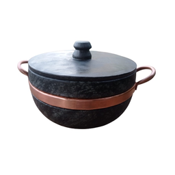 Panela em Pedra Sabão com Alça Cobre de Núnero 2 Curada - 1