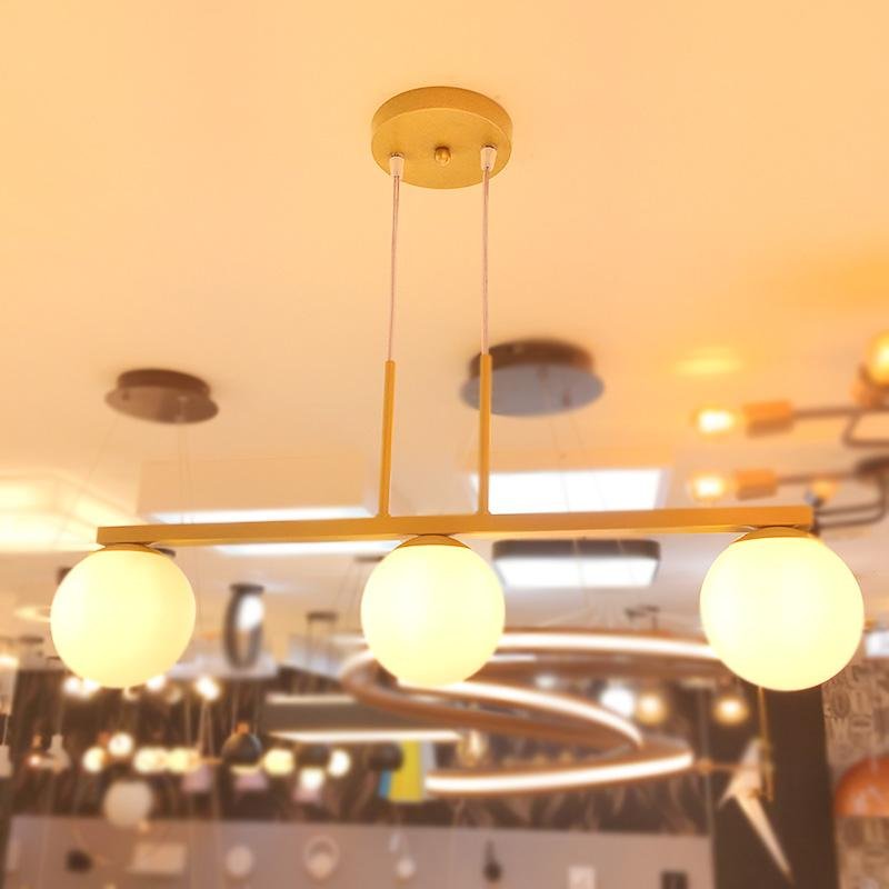 Lustre Pendente Jabuti Triplo Dourado com Globos de Vidro Brancos para 3 Lâmpadas G9 de LED Bivolt - 2