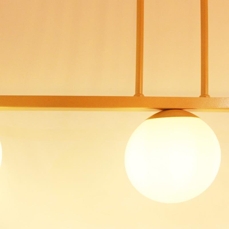 Lustre Pendente Jabuti Triplo Dourado com Globos de Vidro Brancos para 3 Lâmpadas G9 de LED Bivolt - 3