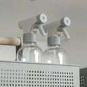 Ver imagem 4 de Kit Lavandeira Flow com Dispenser de Sabão 2,3 L Branco + Borrifador + Rodo + Cesto com Tampa ou