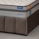 Ver mais imagens de Cama com Cabeceira Casal Estofada Uvaia CabeCasa MadeiraOriginals