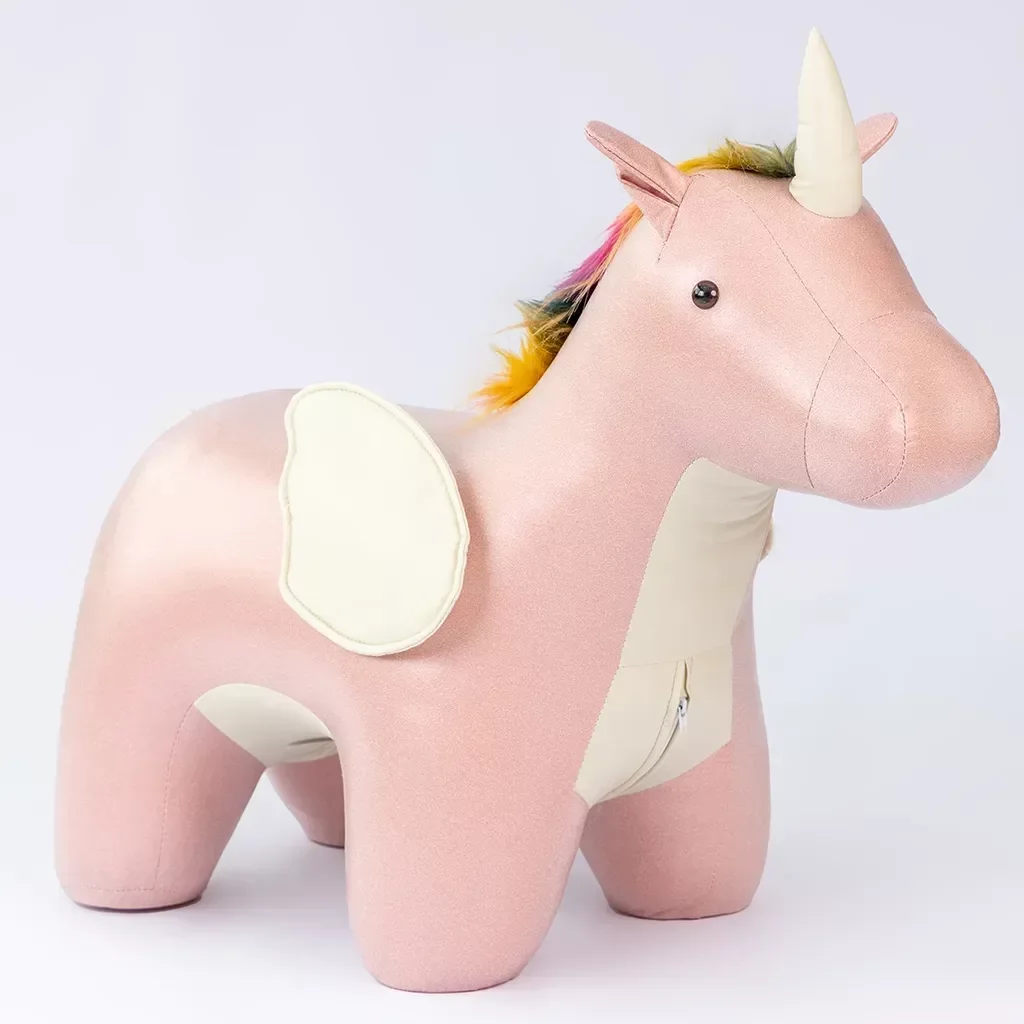 Puff Infantil Unicórnio Couro Sintético e Madeira - 1