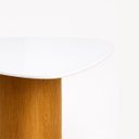Ver imagem 2 de Mesa de Jantar Cone Orgânica Redonda 140x144 Cm Base Freijó com Tampo Laqueado Linn Design