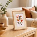 Ver imagem 5 de Porta Retrato de Mesa Decorativo com Vidro para Foto Dourado 15x20cm Decorar
