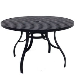 Conjunto com Mesa Ripada 1,40m + 6 Cadeiras de Jardim e Piscina + Guarda Sol - 11
