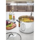 Ver imagem 3 de Caldeirão Tramontina Astro Silicone em Aço Inox com Fundo Triplo com Tampa de Vidro 30 Cm 20,8 L Tra