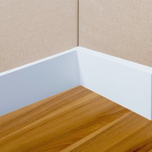 Kit 5 Barras Rodapé de Poliestireno 5cm de Altura Liso Branco (5x1x240cm) - Formix 3d