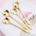 Ver imagem 3 de Jogo de Colher de Sobremesa Dourada Design Coração Inox 8pçs Vitrine Jogo de Colher Design Coração