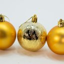 Ver imagem 4 de Kit 18 Bolas Árvore de Natal Decoração Maleta Natalina 55mm
