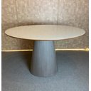 Ver imagem 3 de Mesa de Jantar Cone Oval 140x90cm Tampo Laca + Vidro Base Madeira Grigio - Branco