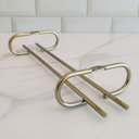 Ver imagem 5 de Suporte Porta Taças Reto 25cm Organizador De Taças Suspenso Dourado