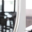 Ver imagem 4 de Espelho Decorativo Oval Com Moldura Prata Para Sala Banheiro 80x50cm