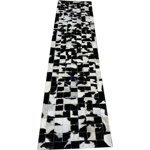Tapete De Couro preto branco malhado 0,60x2,50 com bordas