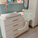 Ver mais imagens de Cômoda Infantil 4 Gavetas 1 Porta Fraldário 100% MDF com Pés em Madeira Hellen Bege/Off White/Betula