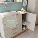 Ver imagem 7 de Cômoda Infantil 4 Gavetas 1 Porta Fraldário 100% MDF com Pés em Madeira Hellen Bege/Off White/Betula