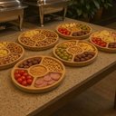 Ver imagem 4 de Jogo 10 Petisqueiras Bambu Redonda 25cm Lyor 5 Divisórias Tábua para Aperitivos Frios Restaurante