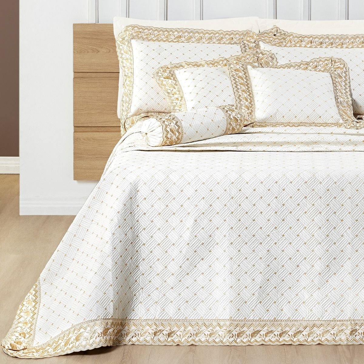 Conjunto Cama Queen Size Pérola Colcha Bordada 100% Algodao:off White