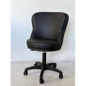 Mocho Luxo Lilus-dean - Mocho Giratório em Corino Preto – Conforto Garantido para Longas Horas