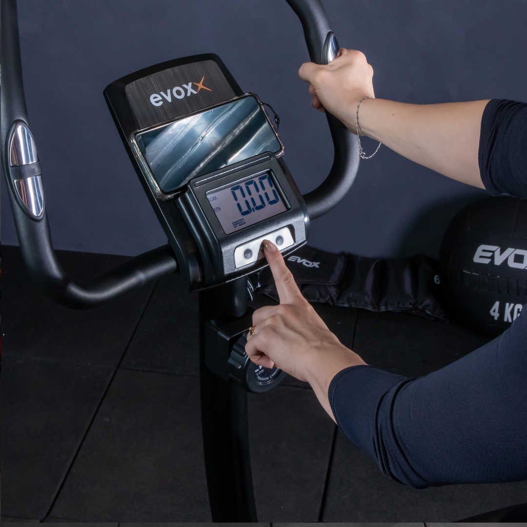 Bicicleta Ergométrica Tração Magnética V5200 | Evox Fitness - 5