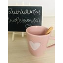 Ver imagem 2 de Xicara Rosa com Coracao Relevo + Colher Bambu