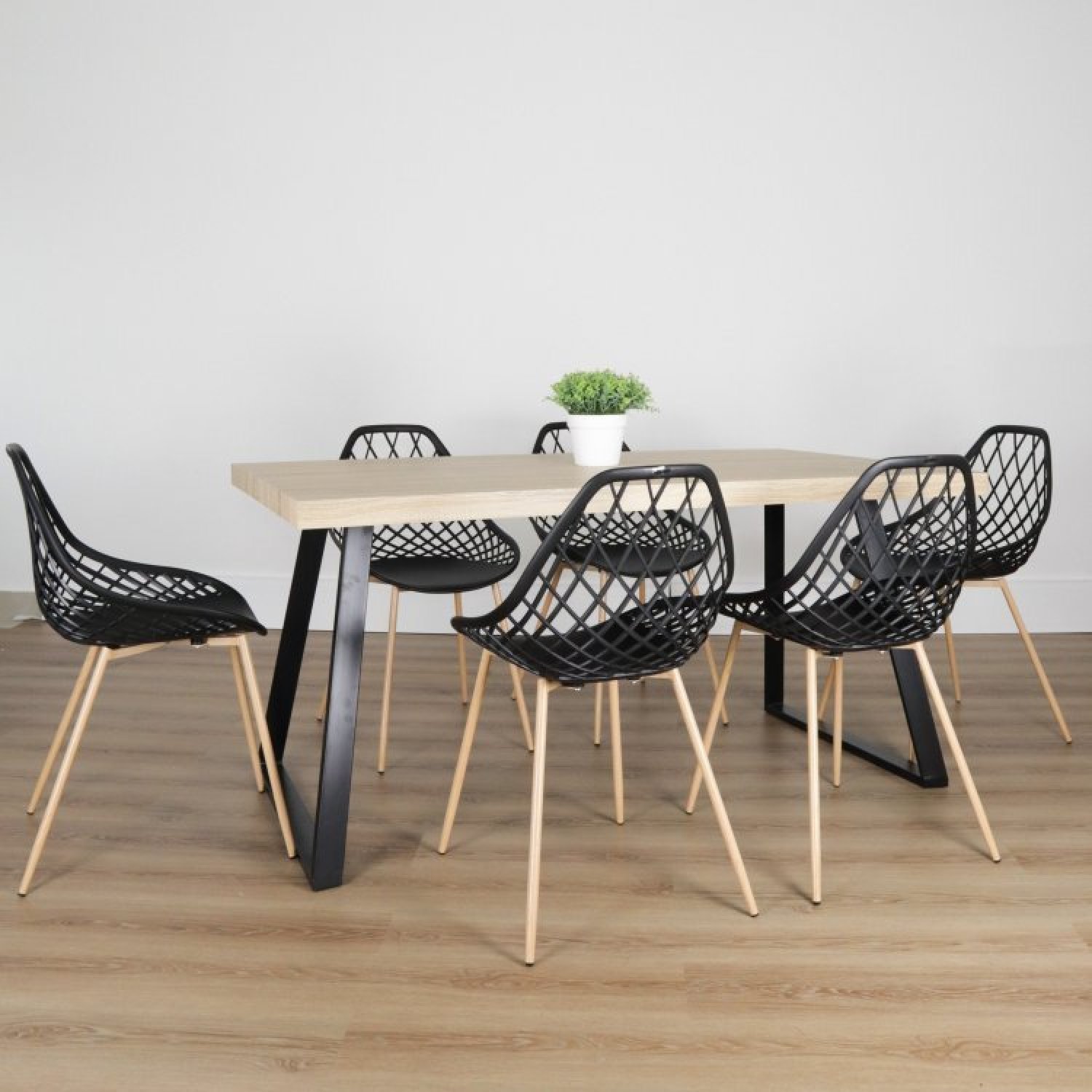 Conjunto Sala de Jantar Mesa Ingá 140x80cm com 6 Cadeiras Cloe Base Aço  - 1