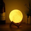 Ver imagem 3 de Luminária Lua 3d com Base de Madeira Touch Usb Decorativa Lua