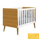 Ver imagem 4 de Dormitório Theo 3 Portas, Cômoda 6 Gavetas, Berço, Mesa de Canto Branco/Savana com Pés