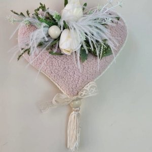 Coração Rosa e Plumas Brancas 30x19