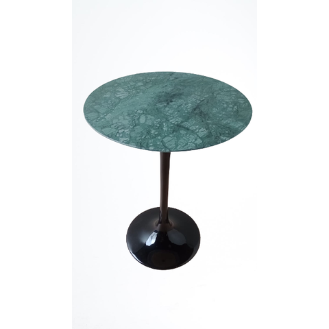 Mesa Saarinen Lateral de 41cm de Diâmetro, Tampo em Mármore Verde Guatemala.