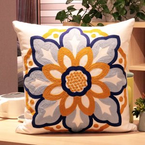 Capa de Almofada em Linho Bordada Luxo Decorativa 43x43 Cm Estampa a