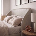 Ver imagem 5 de Cabeceira Estofada Alure para Cama Casal de 140cm Orgânica Curva Courissimo Bege - Desk Design