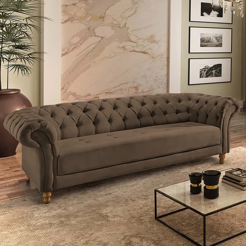 Sofá Chesterfield Forever 4 Lugares Veludo Marrom 2.44m Clássico - Pés Madeira