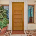 Ver imagem 1 de Kit Porta de Madeira Bbb 210x82cm Batente 14cm Fechadura Rolete Rodam Abertura Esquerda Marrom/Padrão Cedrinho