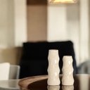 Ver mais imagens de Vasos de Cerâmica Contorno para Decoração de Sala Bege Petra